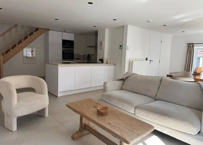 L'officine - Le Cercle מרשה - אן - פמן